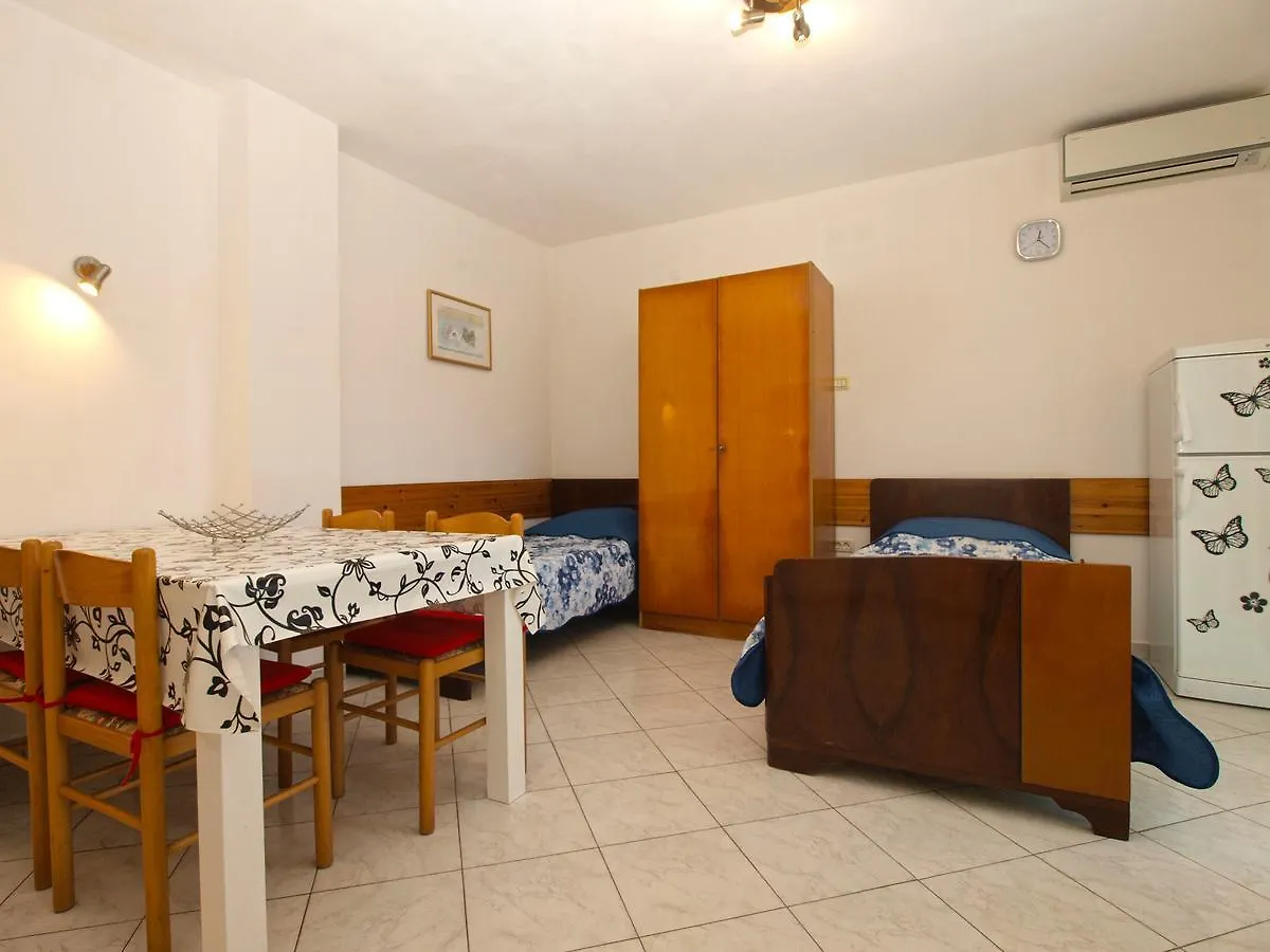 Apartments Mladen 1588 Póla Horvátország